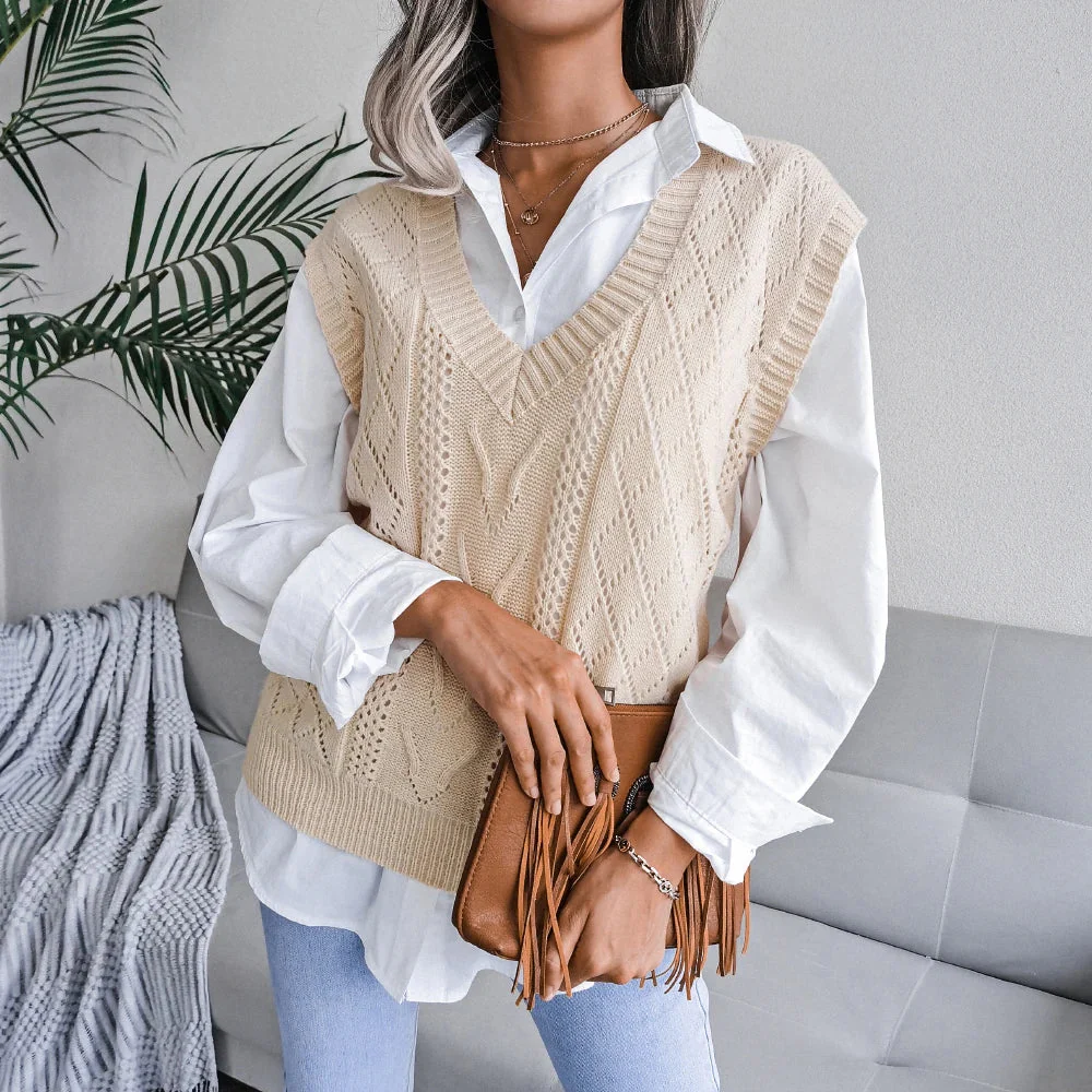 Amelia Textured Knit Cable Knit Sweater Vest | Relaxed Fit V-Neck Sleeveless Sweater Vest - Image 3