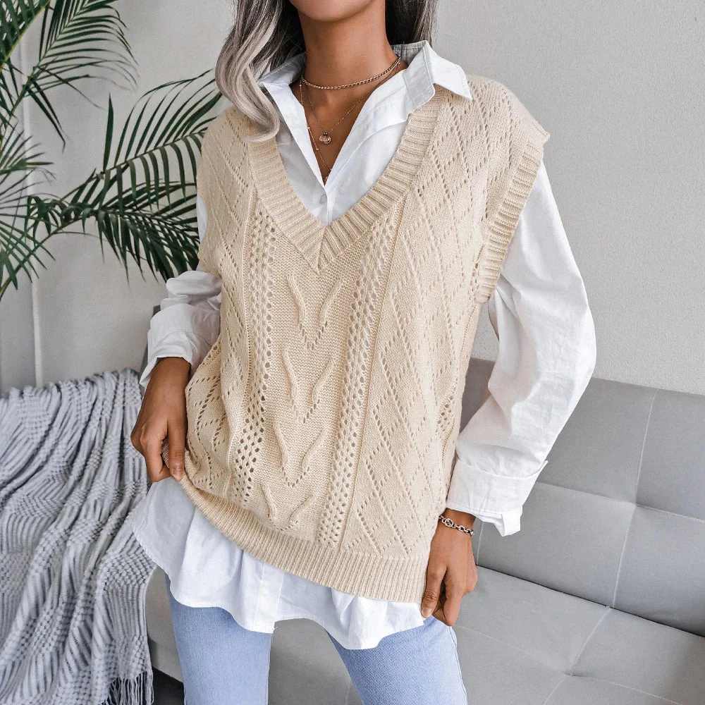 Amelia Textured Knit Cable Knit Sweater Vest | Relaxed Fit V-Neck Sleeveless Sweater Vest - Image 4