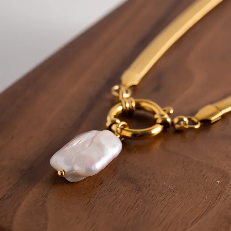 Daisy Choker Pendant Necklace | Baroque Pearl Snake Chain Necklace - Image 3