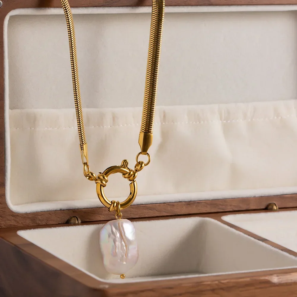 Daisy Choker Pendant Necklace | Baroque Pearl Snake Chain Necklace - Image 4