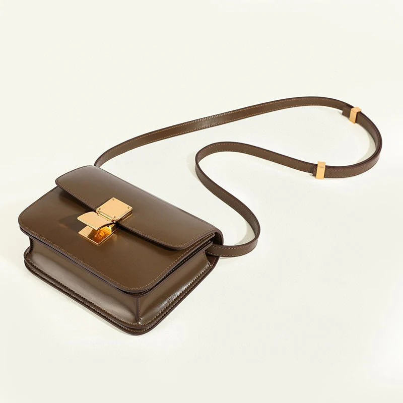 Isla Leather Structured Flap Bag | Gold-Tone Hardware Flap Bag - Image 15