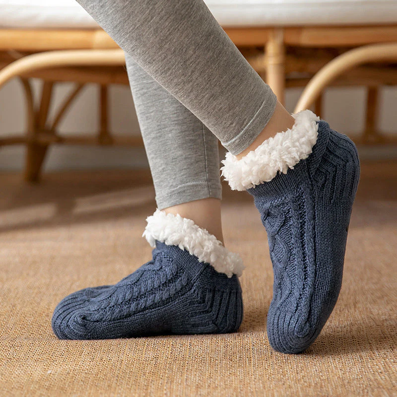 Isla Fitted Slipper Socks | Cable Knit Fur Trim Ankle-Length Slipper Socks