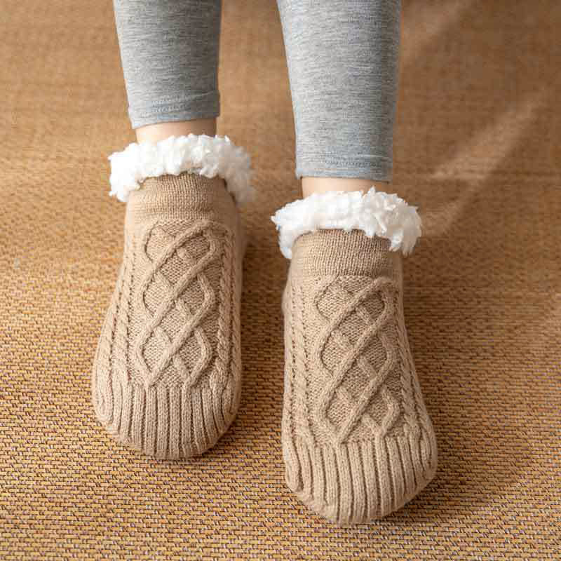 Isla Fitted Slipper Socks | Cable Knit Fur Trim Ankle-Length Slipper Socks - Image 3