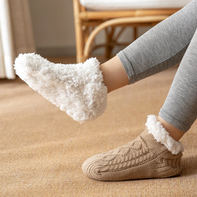 Isla Fitted Slipper Socks | Cable Knit Fur Trim Ankle-Length Slipper Socks - Image 4