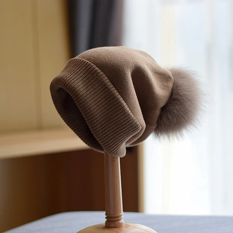 Isla Ribbed Pom-Pom Beanie | Close Fit Beanie