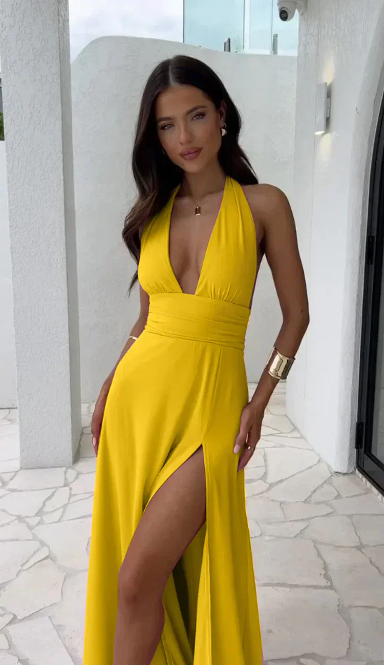 Renske Dress | Elegant Halter Maxi Dress | Backless & High Slit - Image 5
