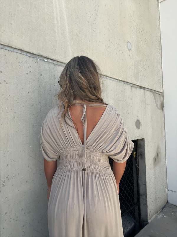 Sabine V-Neck Maxi Dress | Flowy Fit with Pockets - Image 7