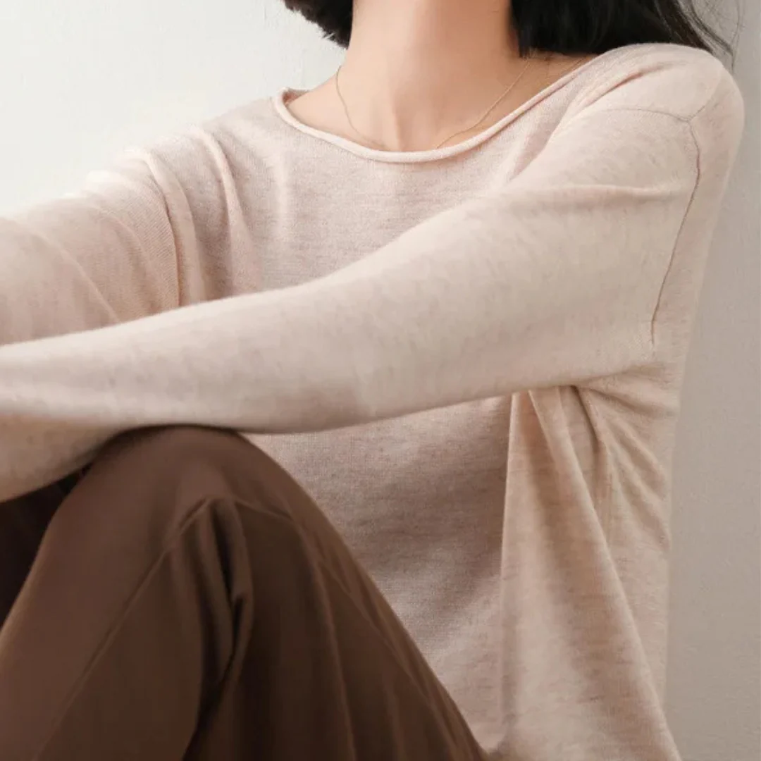 Vittoria Ribbed Relaxed Fit Knit Top | Scoop Neck Long Sleeve Knit Top - Image 3